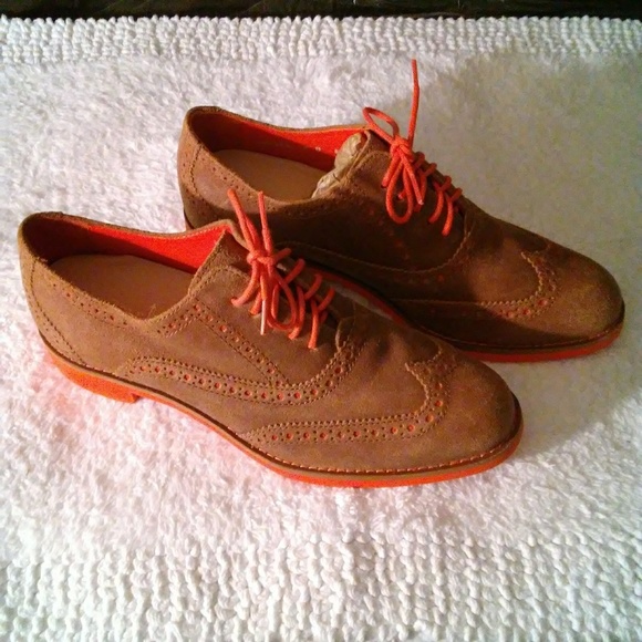 Cole Haan Shoes - Authentic! Cole Haan Bucks✨SALE✨